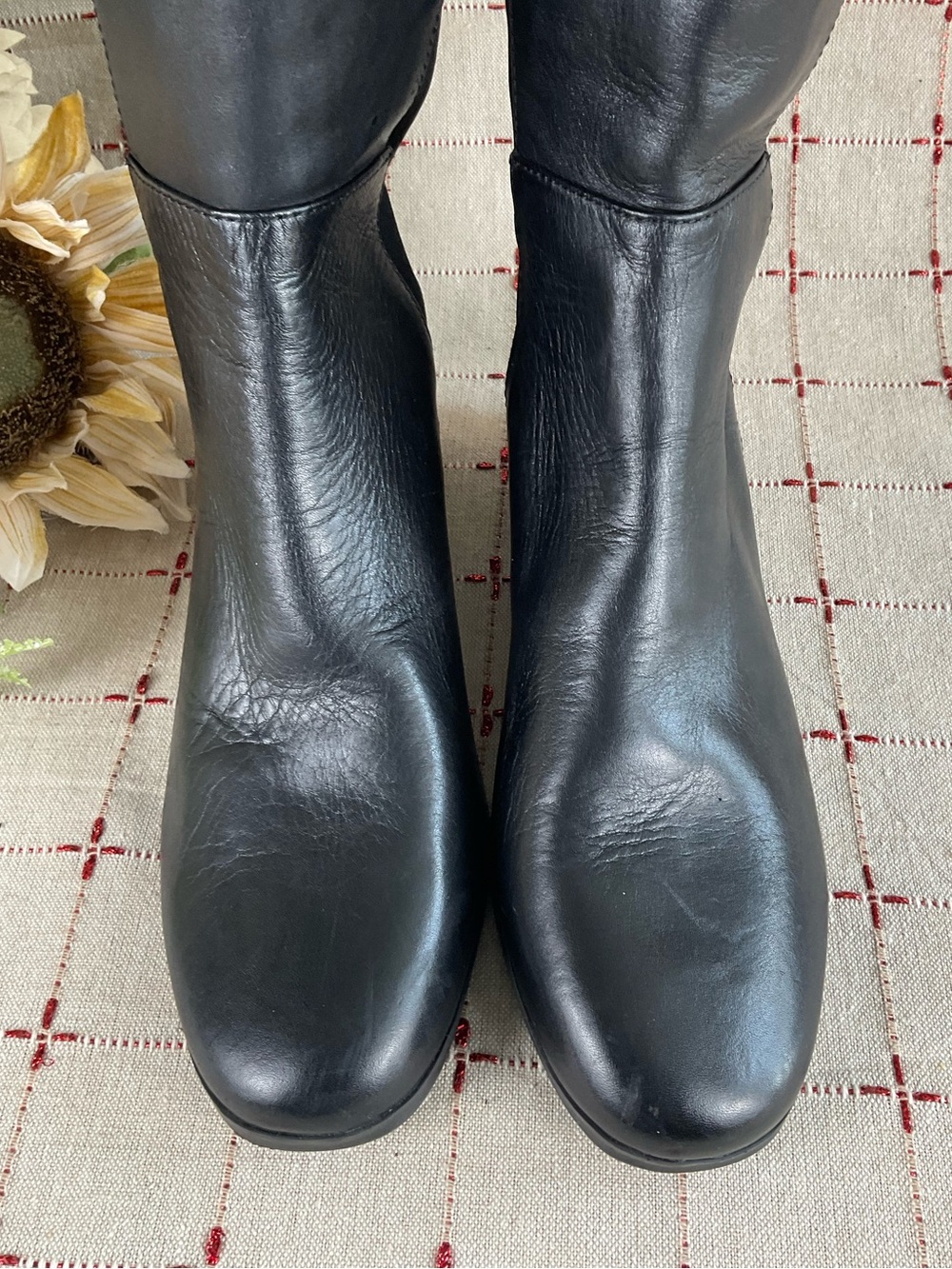 Vince Camuto “Karita” Over The Knee Riding Boots Women's Sz 5.5 Black Leather - Picture 3 of 9